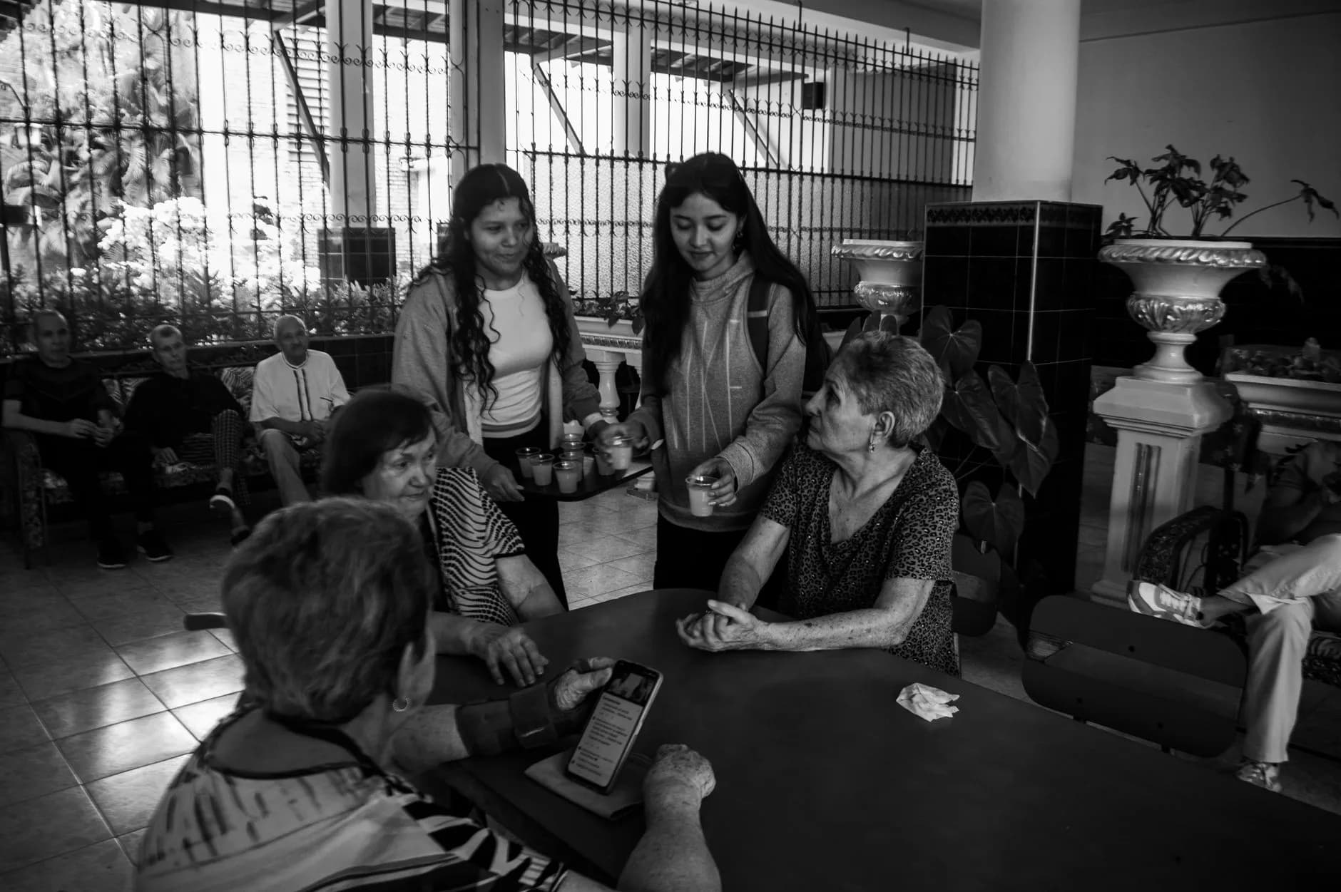 Imagem de capa de Creche para Idosos Perto de Mim: Como Encontrar na Sua Cidade